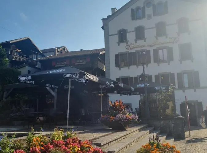 De La Bourgeoisie Hotel *